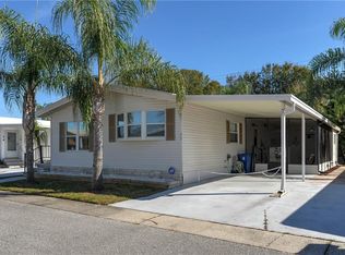 35 Pelican Dr E, Oldsmar, FL 34677