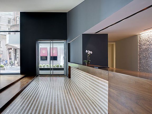 5th image of 15 William St #41J