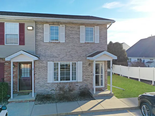 5 Andy Ct APT 4, Bloomington, IL 61704