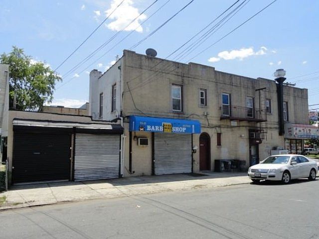 2nd image of 11501 Farmers Blvd