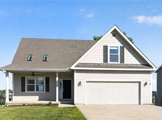 1121 Peach St, Eudora, KS 66025