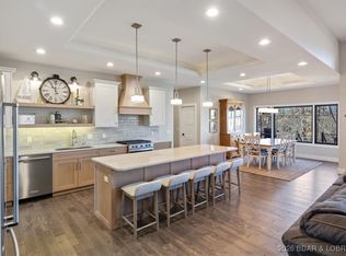 275 Quiet Meadows Dr, Linn Creek, MO 65052