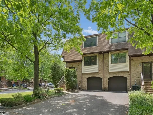6001 N Oaks Blvd #6001, North Brunswick Twp., NJ 08902