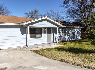 713 N 19th St, Copperas Cove, TX 76522