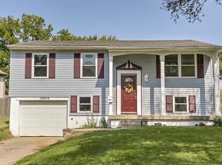 18906 E Susquehanna Rdg, Independence, MO 64056