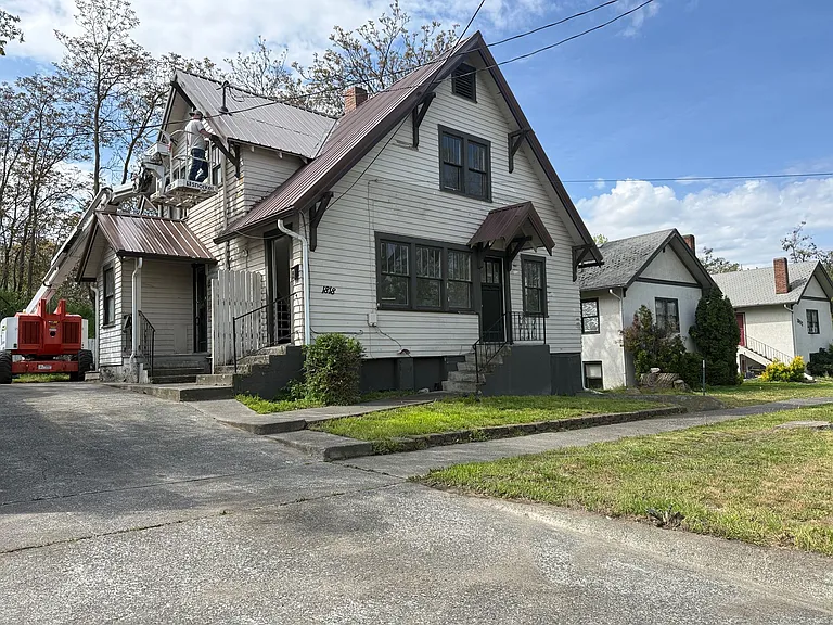 1818 7th Ave — Photo 16
