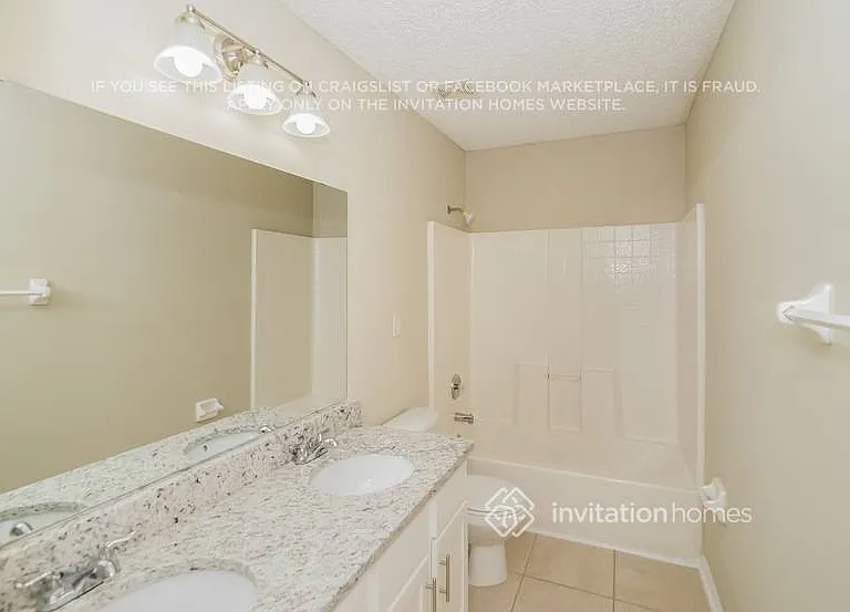 1656 Hawkins Cove Dr E — Photo 21