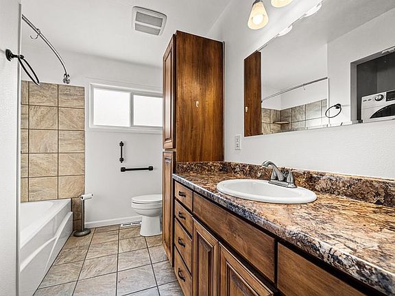 4th image of 1728 Bonforte Blvd
