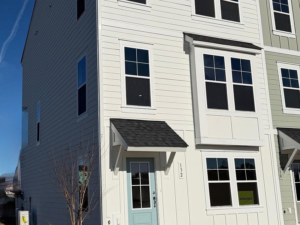 1st image of 132 Buck Fever Ln