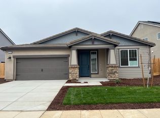 1252 Catherdral Ct S, Madera, CA 93636