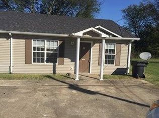 102A Tennessee Ave, Oak Grove, KY 42262