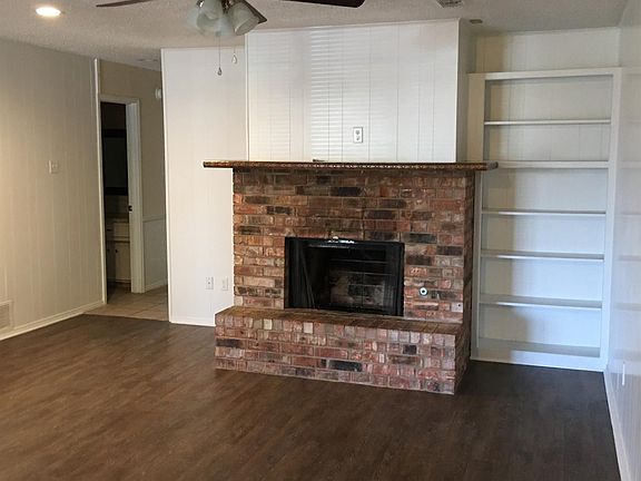 2nd image of 7916 Aberdeen Ave #A