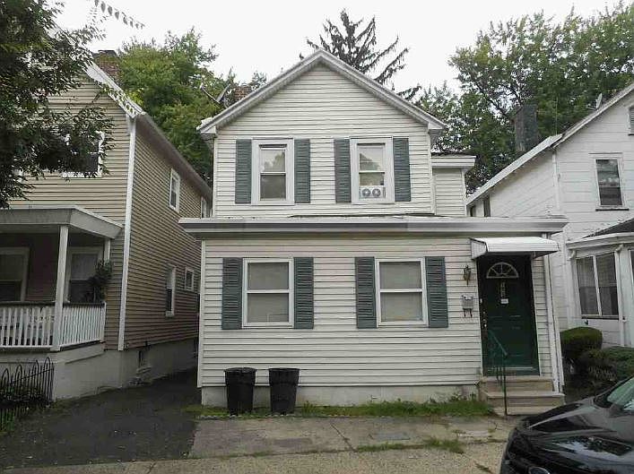 1st image of 173 No Maple Ave