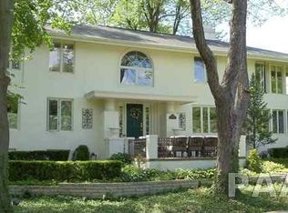 4901 N Grandview Dr, Peoria Heights, IL