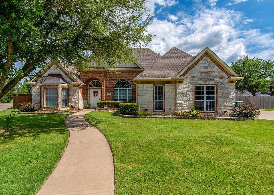 1st image of 2302 Chandler Ct