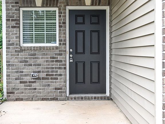 2nd image of 5764 Olivia Ln