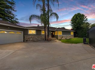 9509 Jellico Ave, Northridge, CA 91325