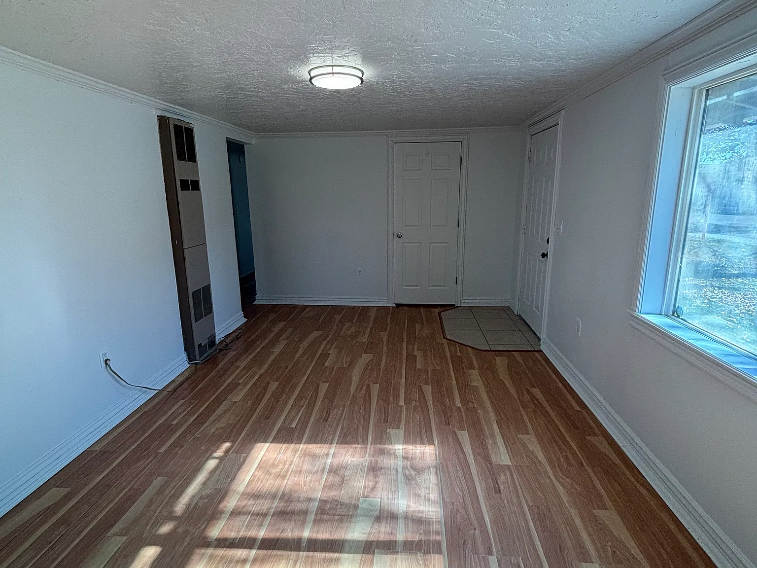 4 bed, 1237 sqft, $1,800 — Photo 3