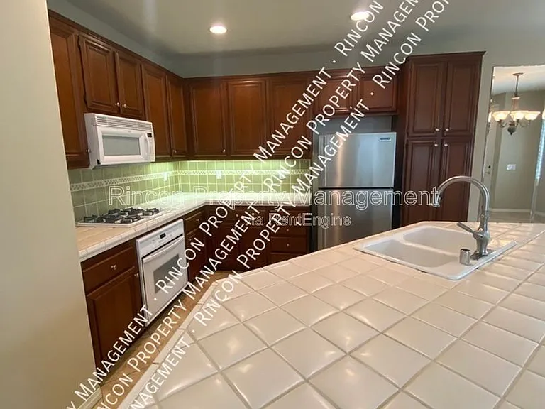 3314 Rockhampton Dr — Photo 5