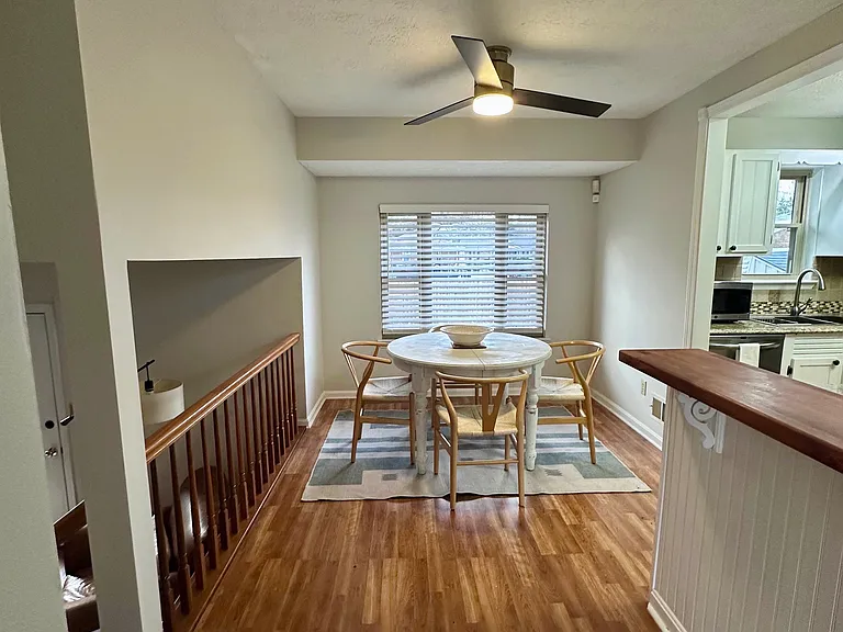 1018 Sir Lancelot Ln — Photo 11
