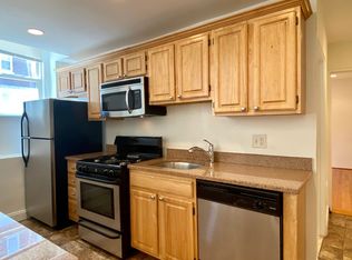 1322 Commonwealth Ave #3D, Allston, MA 02134