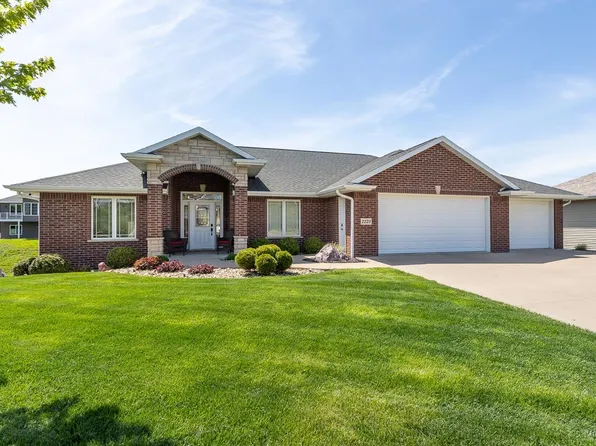 2223 Indy Dr, Dubuque, IA 52002
