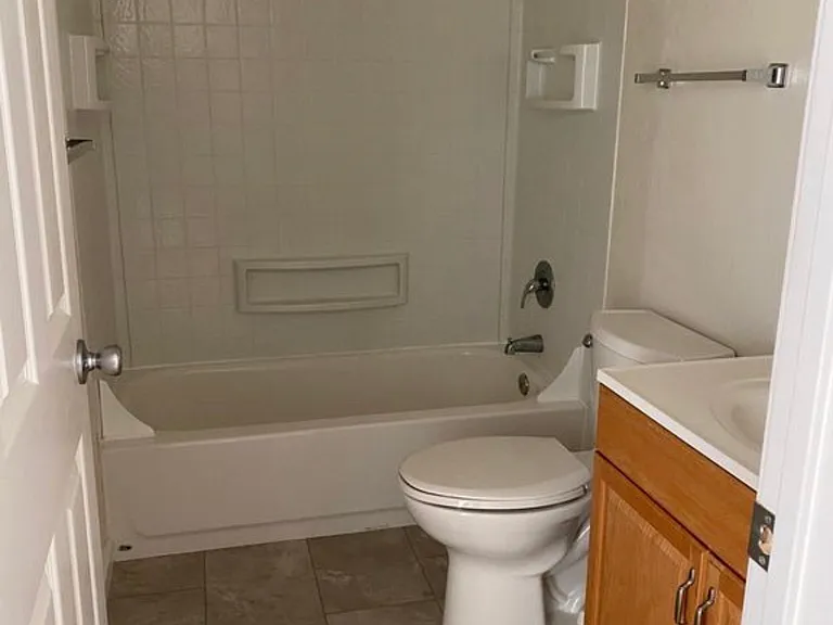 105 E G St #105 — Photo 9