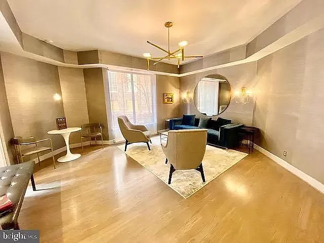 1077 30th St NW — Photo 4