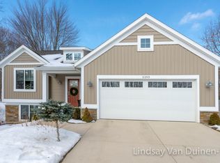 5293 Rischow Dr SW, Wyoming, MI 49509