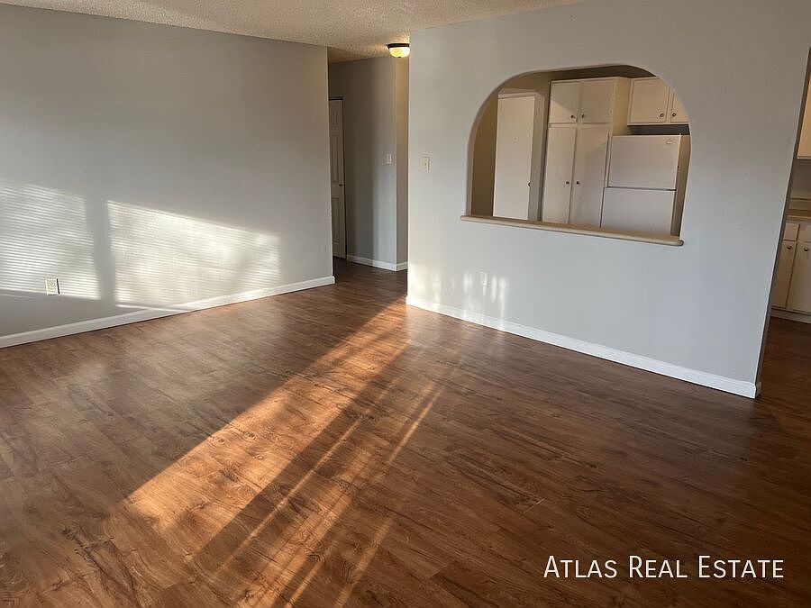 1st image of 312 W Alabama Ave APT 304