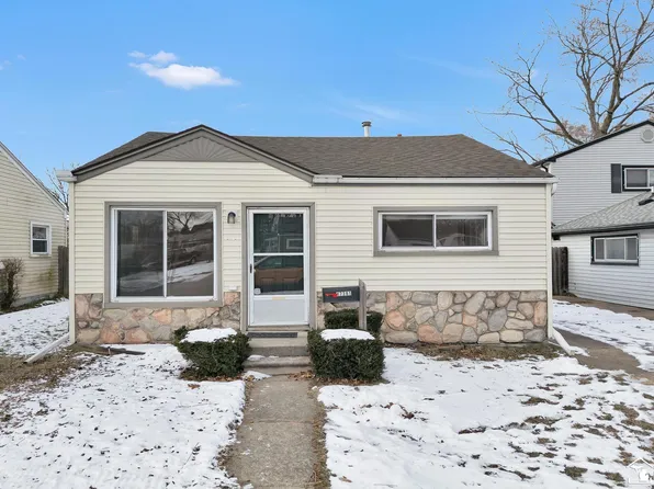 17381 Harman St, Melvindale, MI 48122