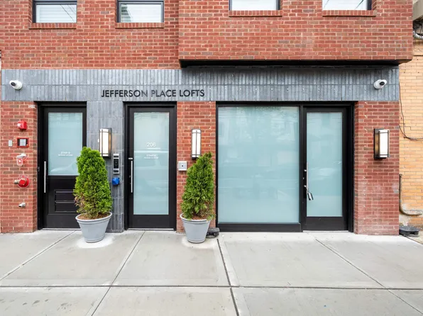 206 Jefferson Street image 8 of 9