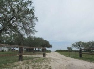 152 Private Oxford Ln #1001, Beeville, TX 78102
