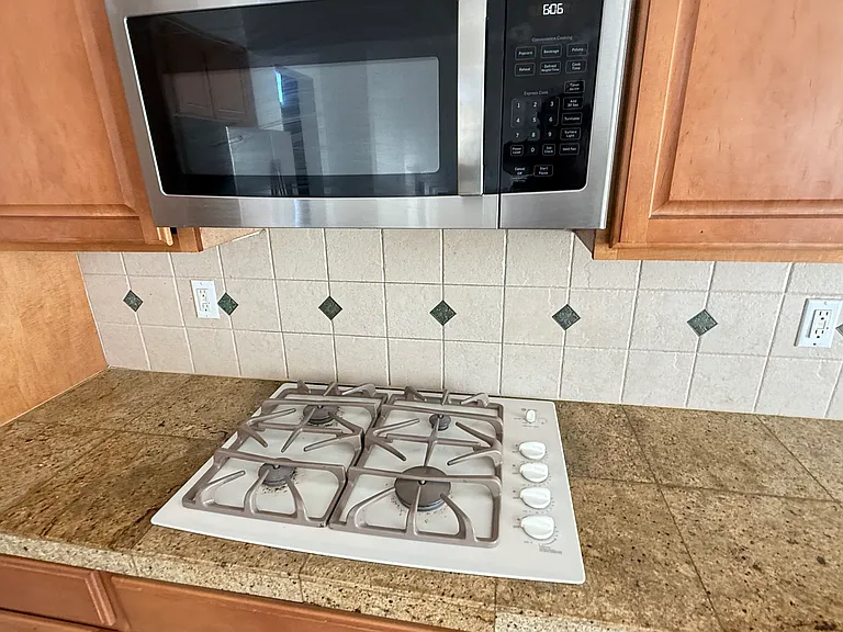 8365 Opal Station Dr — Photo 12