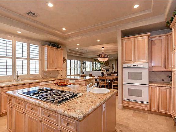 5th image of 5039 Spanish Heights Dr