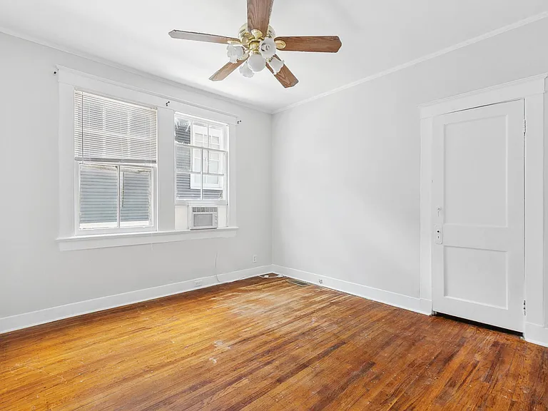 2217 Jefferson Ave — Photo 12