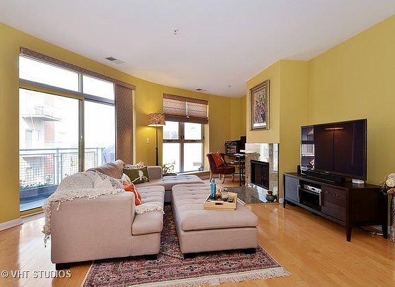 2nd image of 1222 Chicago Ave APT 606
