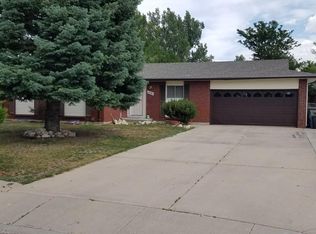 1521 Skyview Cir, Cheyenne, WY 82007