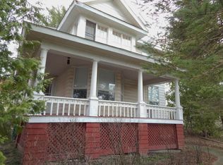 903 Prospect Ave, Sault Sainte Marie, MI 49783