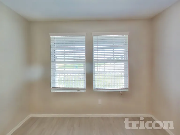 5602 Mountain Point — Photo 10