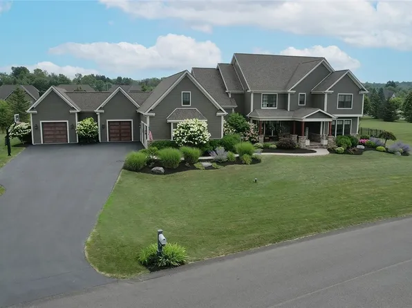 5605 Muscovy Ln, Manlius, NY 13104