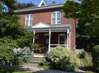 24 N Champlain St, Burlington, VT 05401