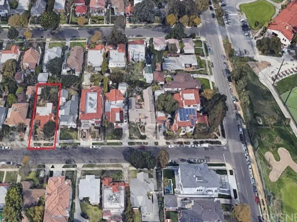 10525 Blythe Ave, Los Angeles, CA 90064