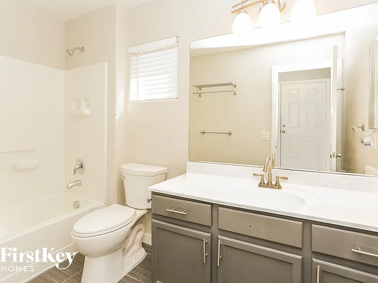 6415 Hamilton Grove Ave — Photo 13