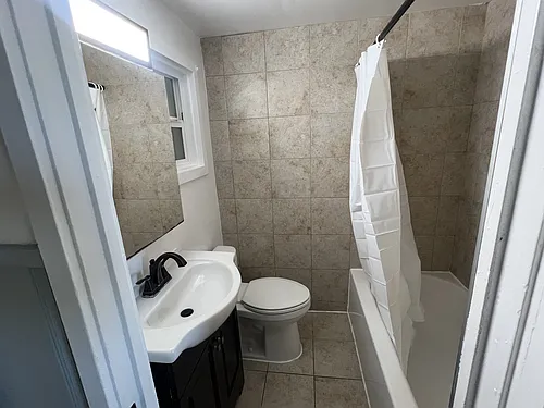 66 Chicago Way Photo 1