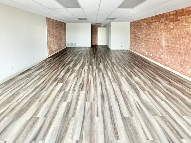 940 W Kearney St — Photo 3