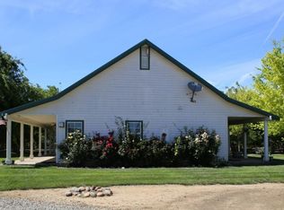 705 Almond Ave, Patterson, CA 95363