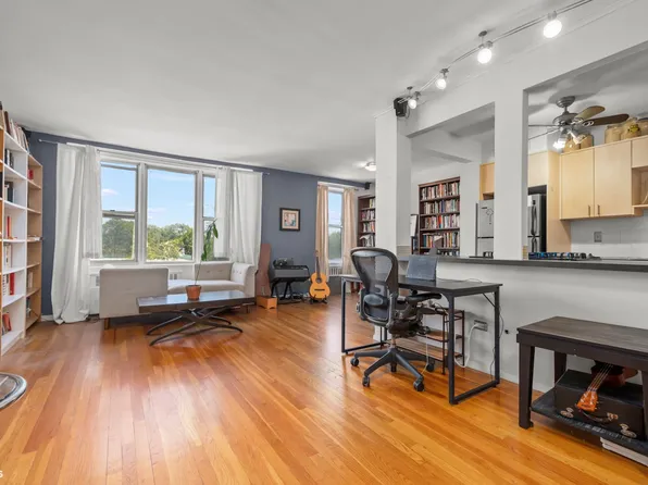 5425 Valles Avenue 5G image 1 of 11