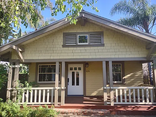 424 E Sola St Photo 1
