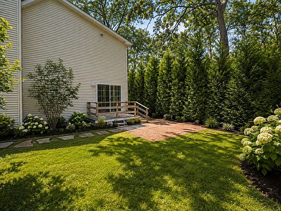 2nd image of 32 Atlantic Ave